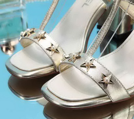 CHANEL Sandals Women--027